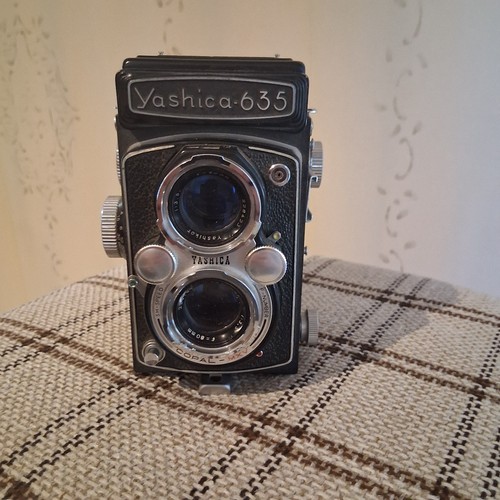 Vintage yashica 635 tlr medium - vintage,