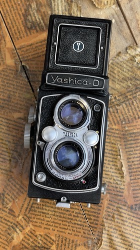 Yashica medium format twin - format,